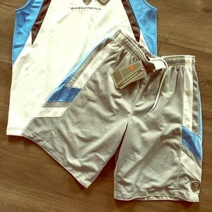 Nike basketball youth L